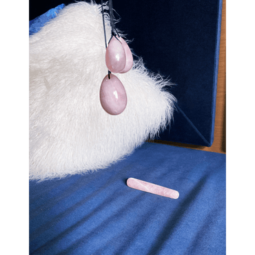 HARMONIA- The Enlightenment and Healing Rose Quartz Egg Set